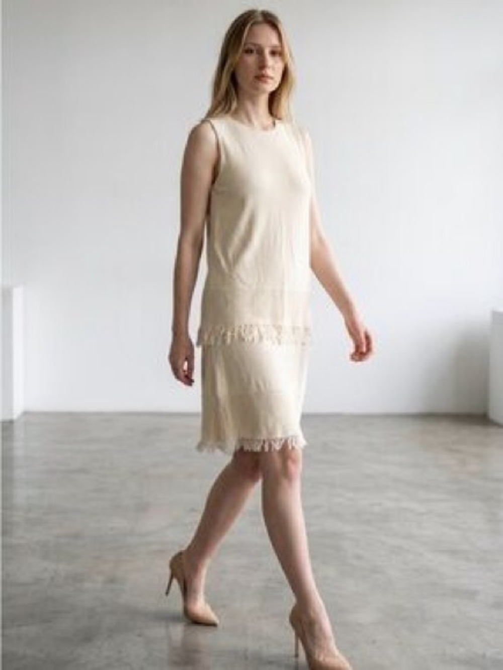 Theory Jurinzi Sleeveless Fringe Hem Cream Shift Dress
